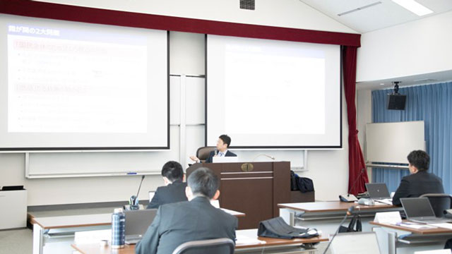 朝比奈が防衛省防衛研究所での防衛省職員等向けの講座「日本の防衛」で講師を務めました
