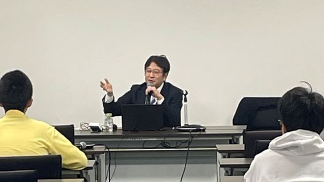 朝比奈が政策研究大学院大学で講義をしました